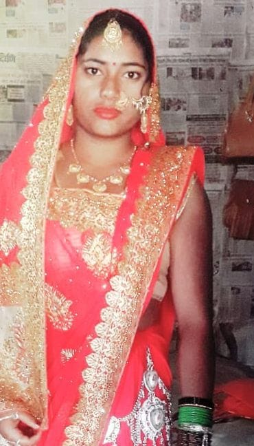 Dead body of married woman found hanging, accused of murder