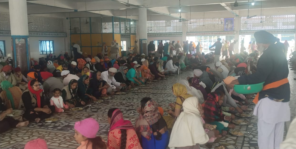 Amavasya. festival. devotees. offered. Sri Darbar Sahib.