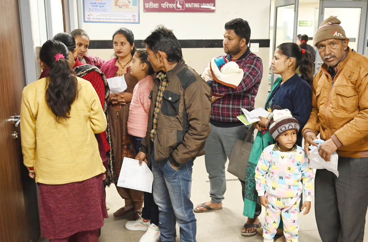 Children suffering from pneumonia, no symptoms of virus spread in China