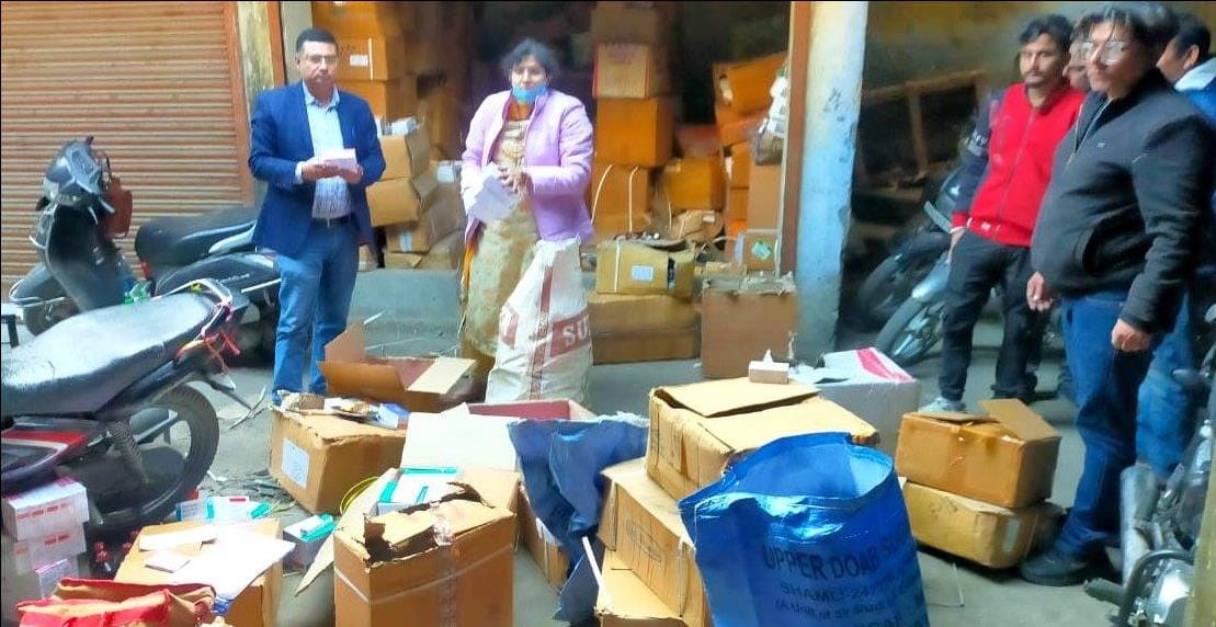 Warehouse found operating without license, medicine worth Rs 8.50 lakh seized