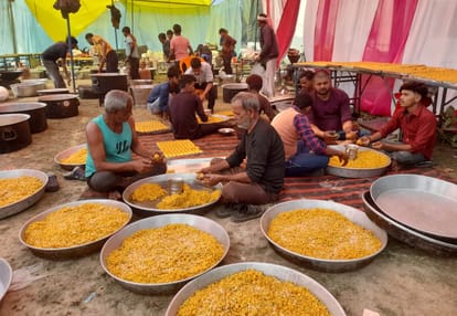 Laddus started being made, invitations started being sent