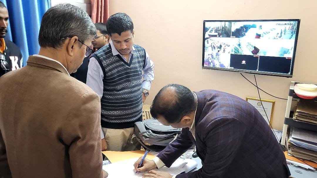 Three ultrasound centers raided, two sealed