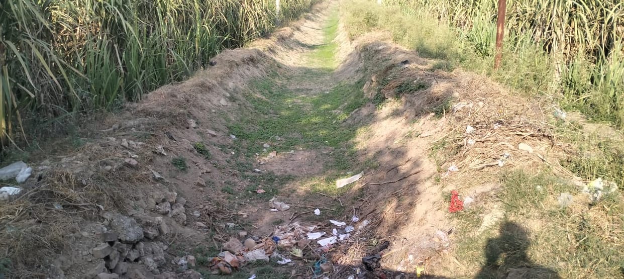 Dangrol Rajbeh track broken, water not being released