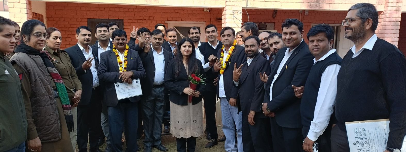 Confusion: Two observers arrived regarding Bar Association elections