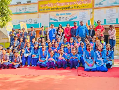 The team of Gurunanak Pathshala and Roti Godown won the competition.