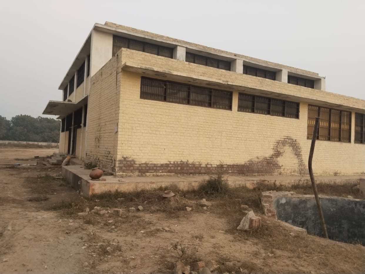 The condition of eight Rajiv Gandhi sports stadiums built in the district is bad, budget not received