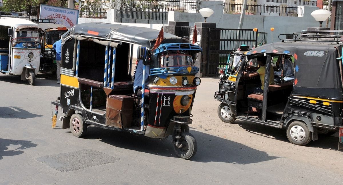 Fare from new bus stand to SD school is Rs 10