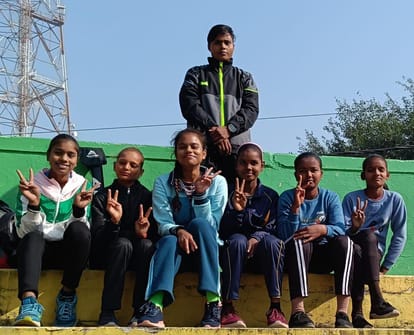 Six women players selected in hockey team