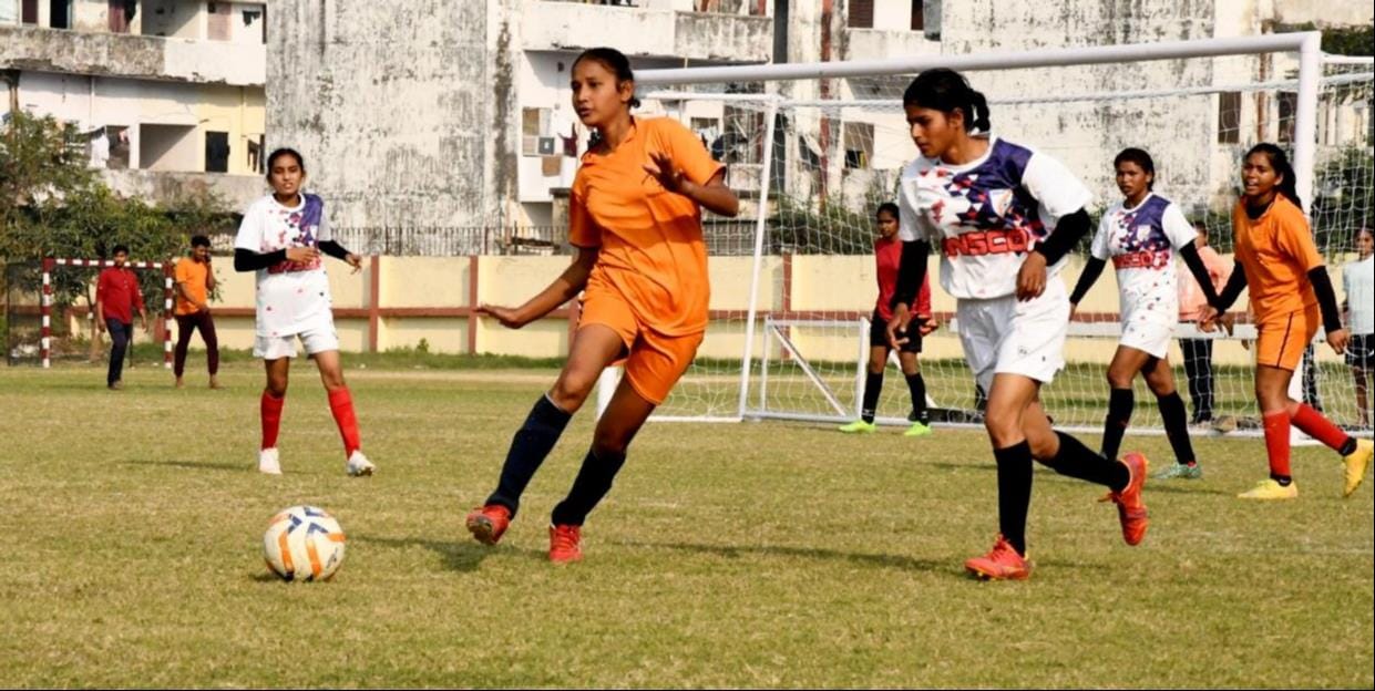 Agra defeated Kanpur in a thrilling match