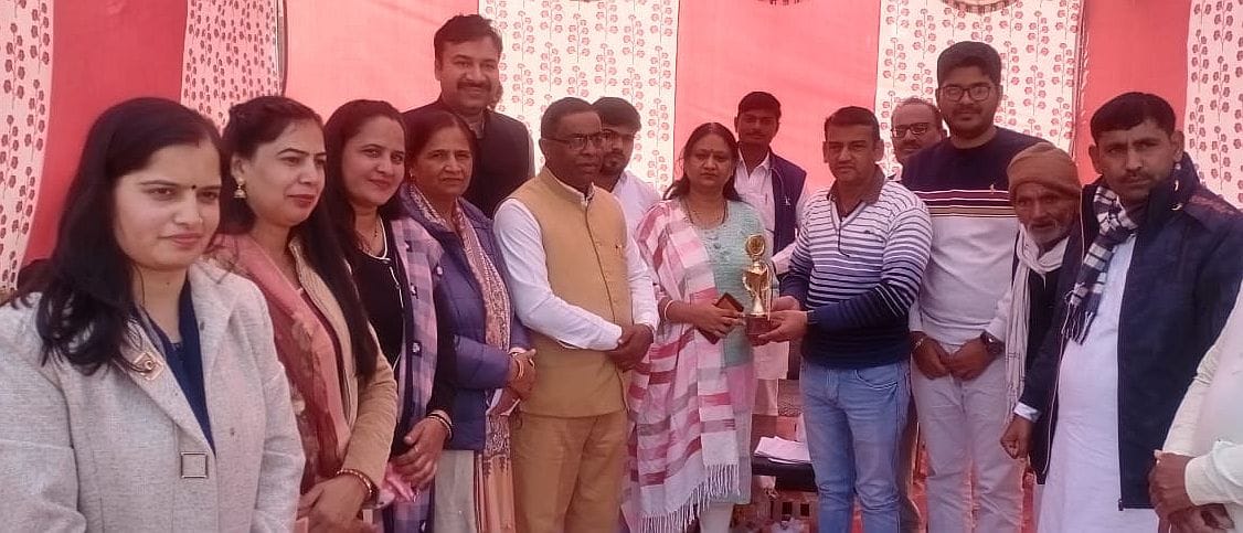 Vikas Bharat Sankalp Yatra reached Garhwali village