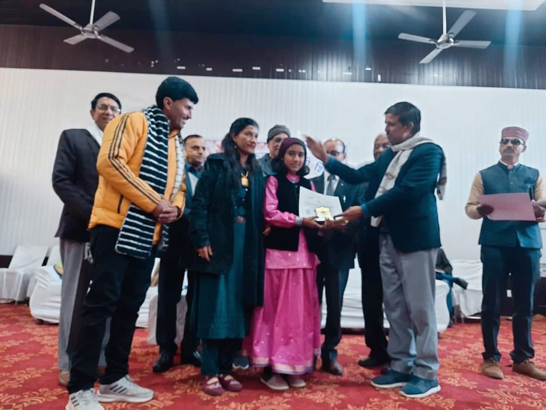 students of sirmaur win many prizes in sanskrit pratiyogita
