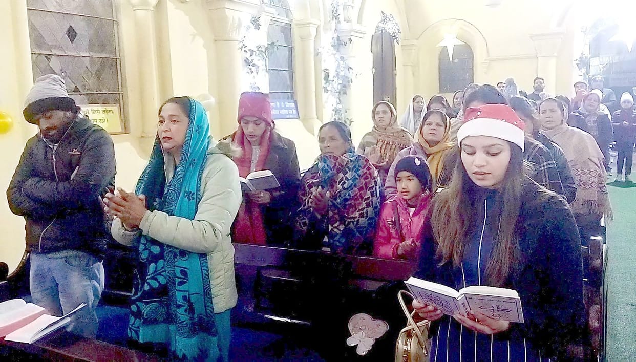 Preparations for Christmas begin in Dalhousie