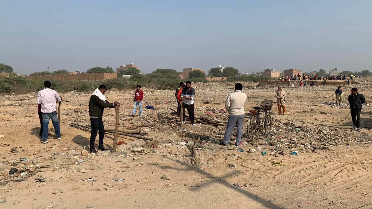 Municipal Council team removed 15 slums built from auto market
