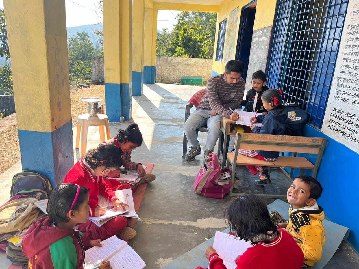 no any teacher in ioj bendli school