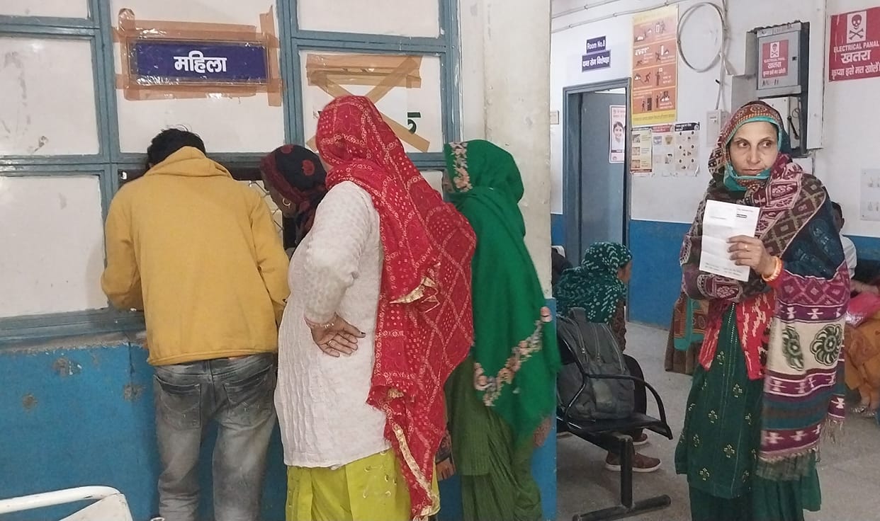 Stock of cough syrup has not arrived since last three months, forced to buy from outside