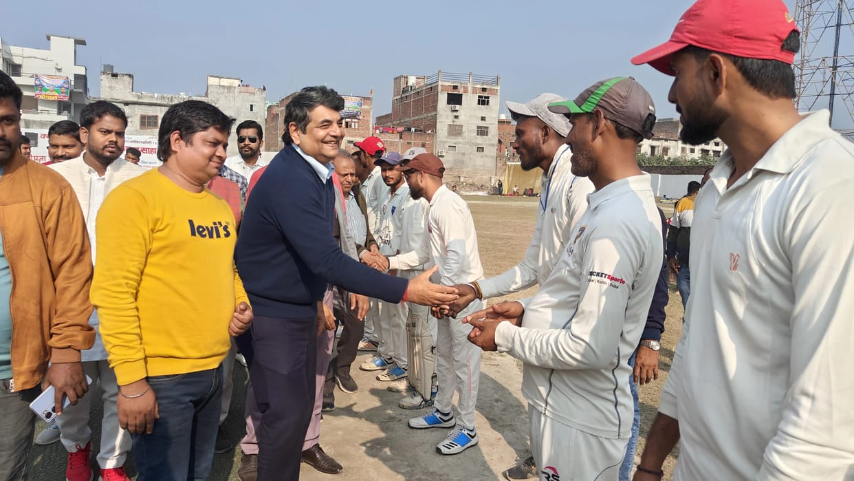 Azamgarh won the inaugural match by defeating Patna.