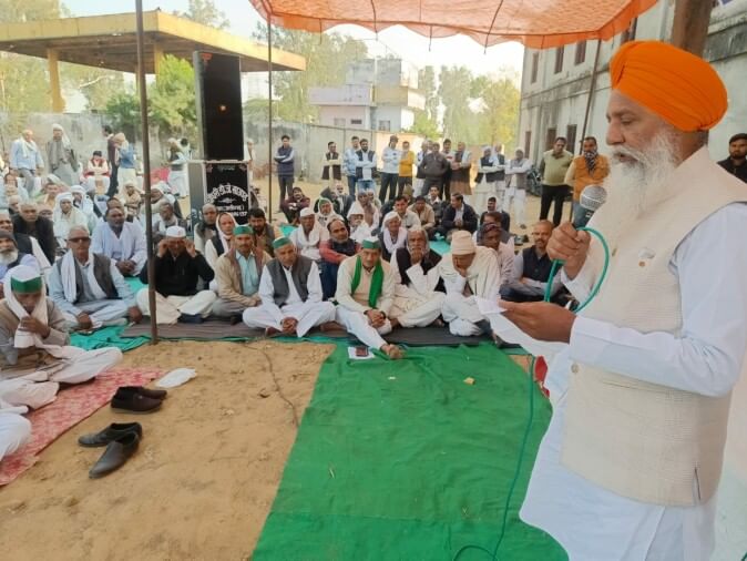 जहरीली शराब कांड:  भाकियू चढूनी अध्यक्ष गुरनाम की सीबीआई जांच की मांग, केंद्र-प्रदेश सरकार पर कसे तंज