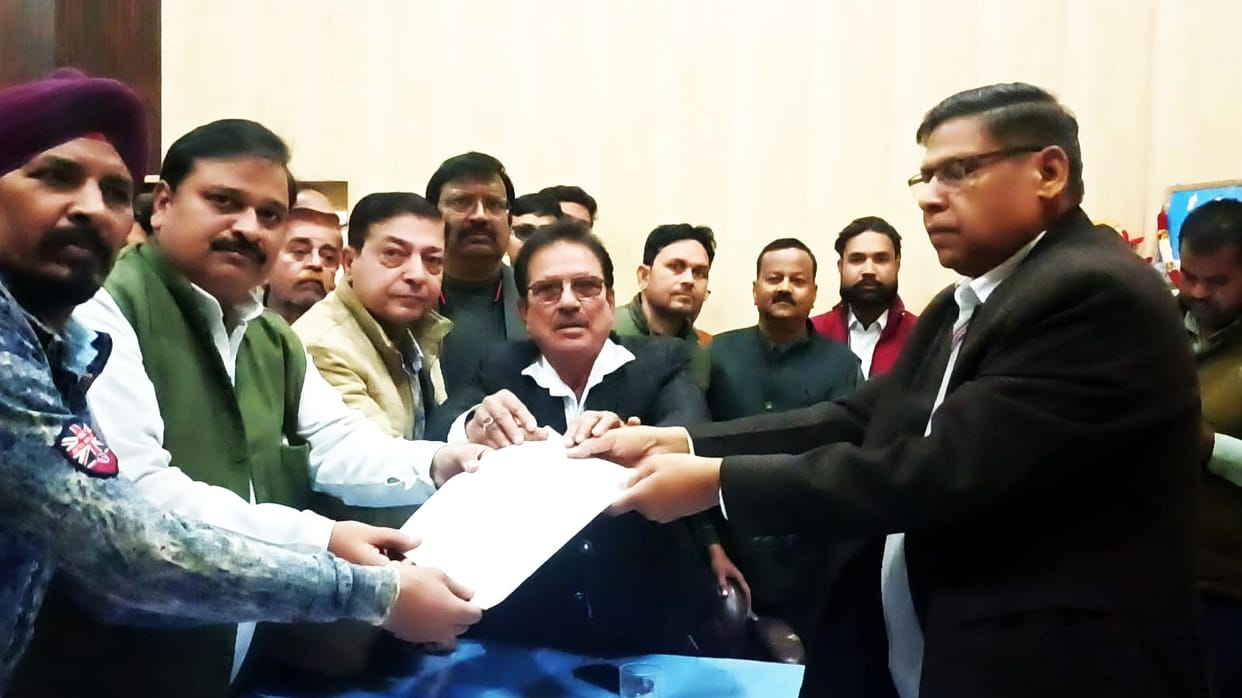 Allegations of arbitrariness in OTS, traders protest