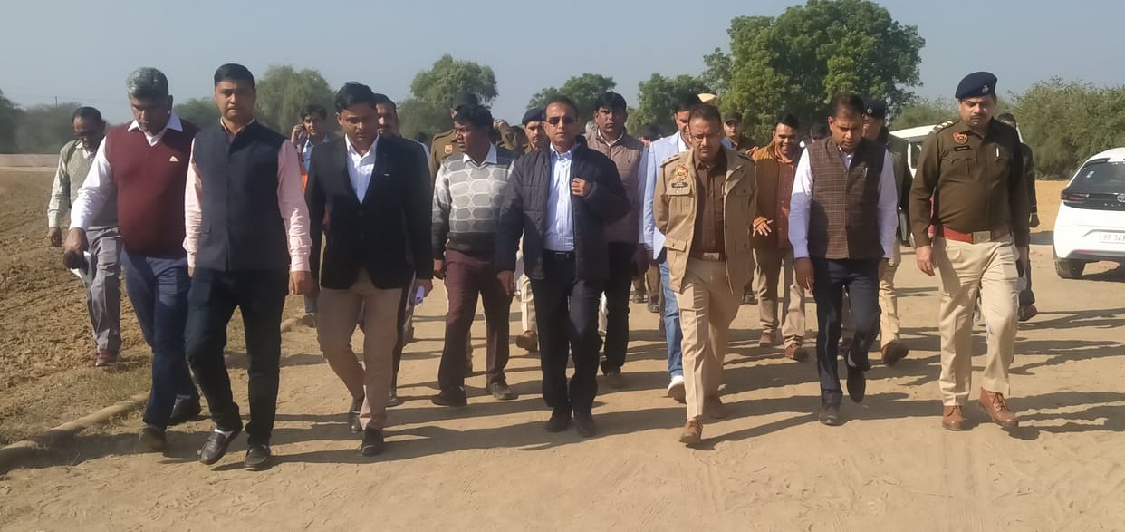 DC visited the venue of the conference with officials