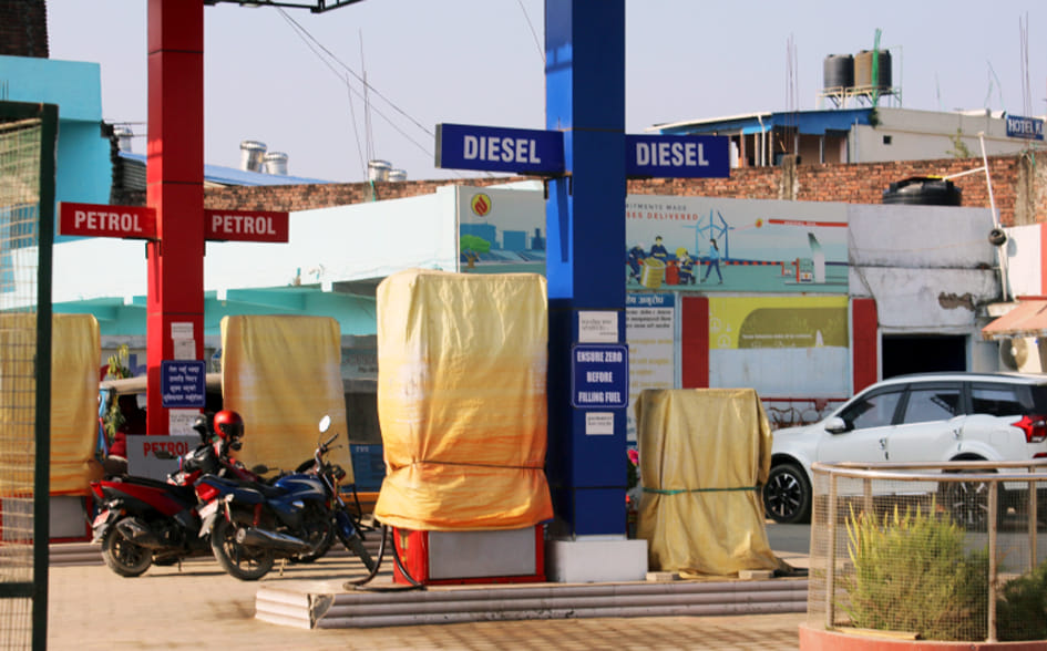 Pump owners are not lifting petroleum products due to falling prices