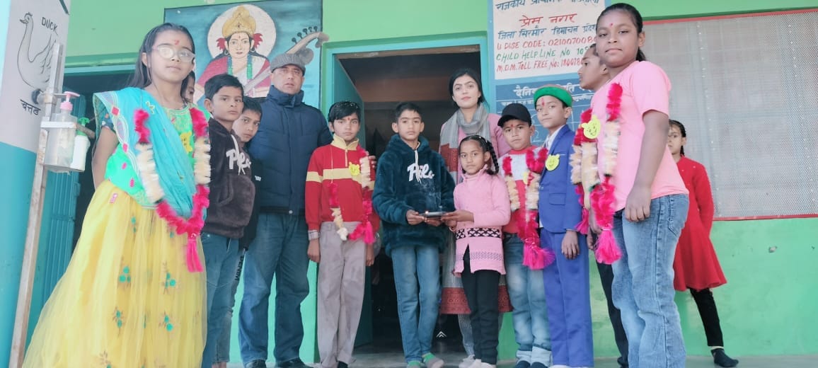 vidai party organised in premnagar school