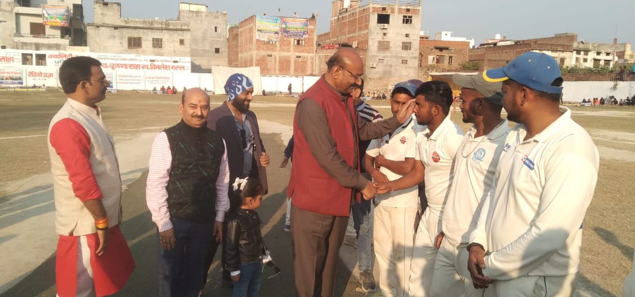 Azamgarh team reached the final after defeating Bhadohi