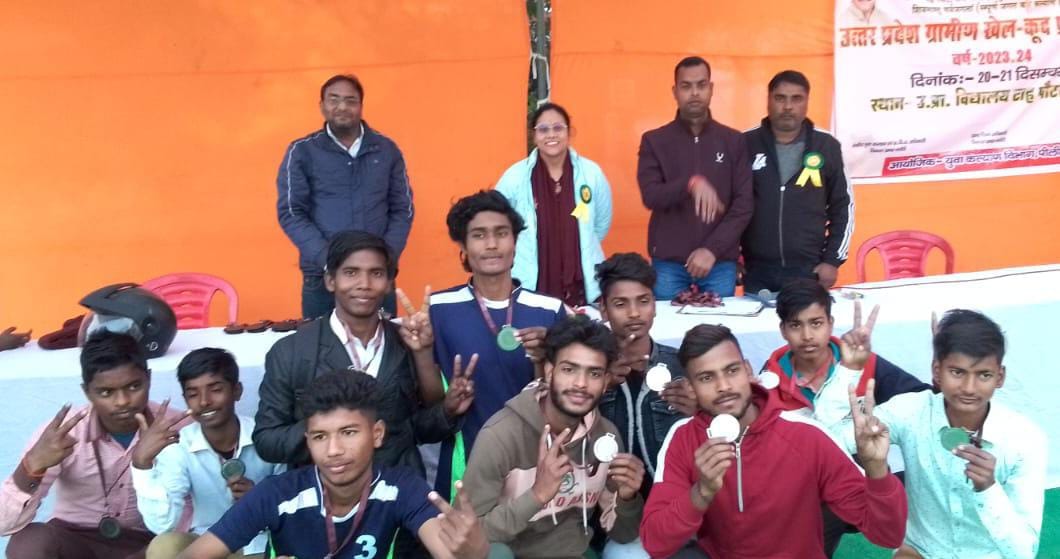 Nitin tops in 1500 meter race