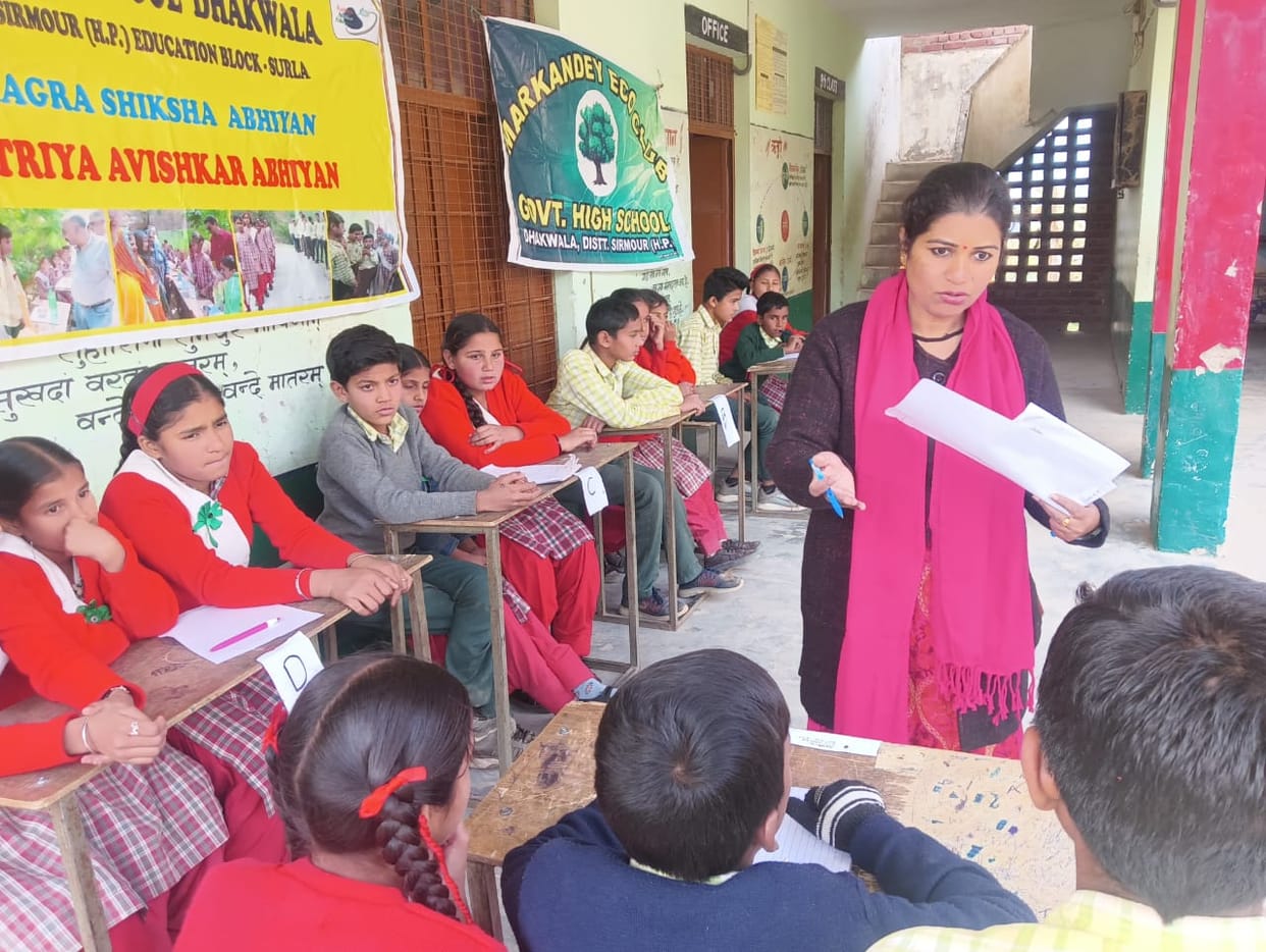 different pratiyogitaye organised in dhalwala school