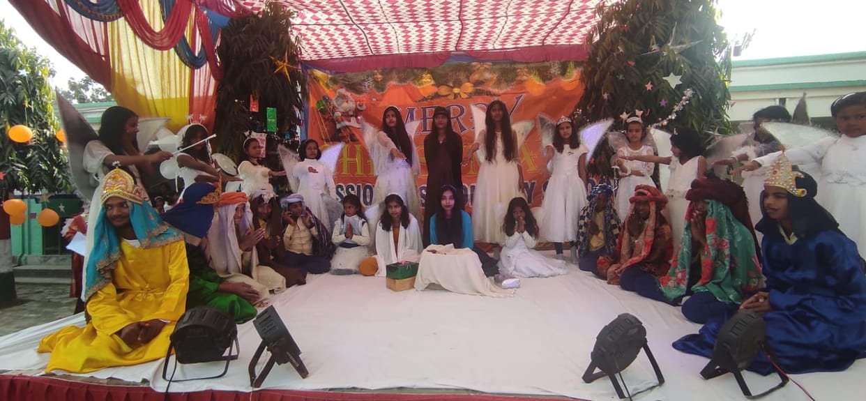 The tableau of the birth of Jesus Christ fascinated me
