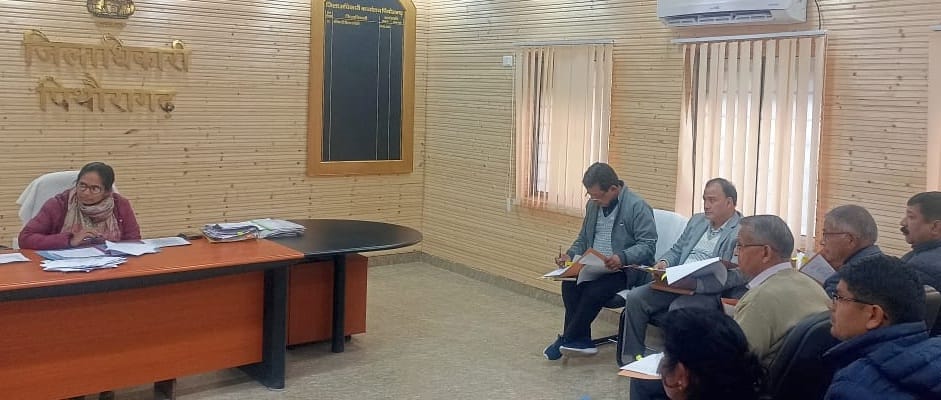 Discussion on improving the health facilities of the district hospital
