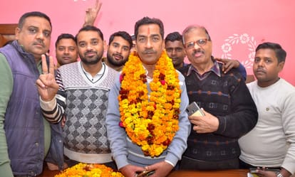 Yogendra became president of Bar Association and Rakesh became senior vice president.