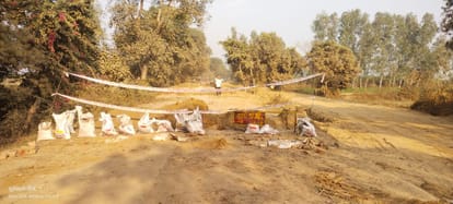 Report filed against JE in case of car getting stuck on culvert