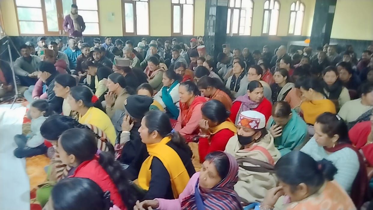 Remove officials who do not attend meetings