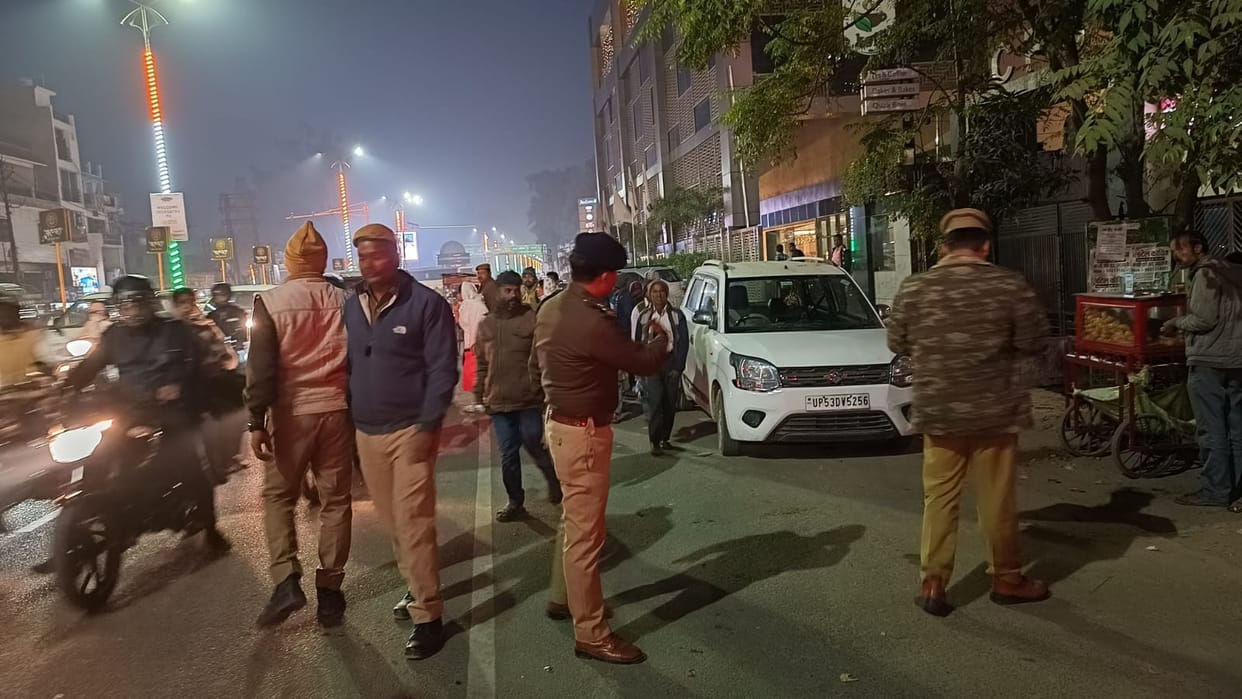 Gorakhpur traffic Encroachment removed from Golghar road