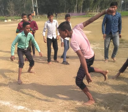 Chaurbagar Khet School won the Kabaddi competition...