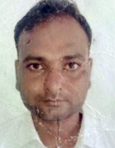 Chandausi's e-rickshaw driver hanged after making video viral