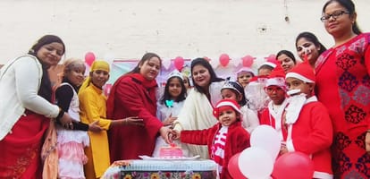Little kids celebrated Christmas by coming to school dressed as Santa Claus