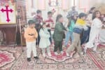 चंबा चर्च में क्रिसमस के मौके पर कार्यक्रम के दौरान प्रस्तुति देते नौनिहाल।संवाद