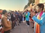 कुरुक्षेत्र। नुक्कड़ नाटक के माध्यम से साइबर क्राइम के प्रति दर्शकों को सचेत करते कलाकार। संवाद