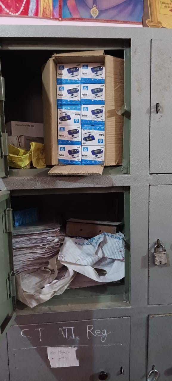 5000 oxometers given two and a half years ago were kept in boxes, teacher said - don't know how to work