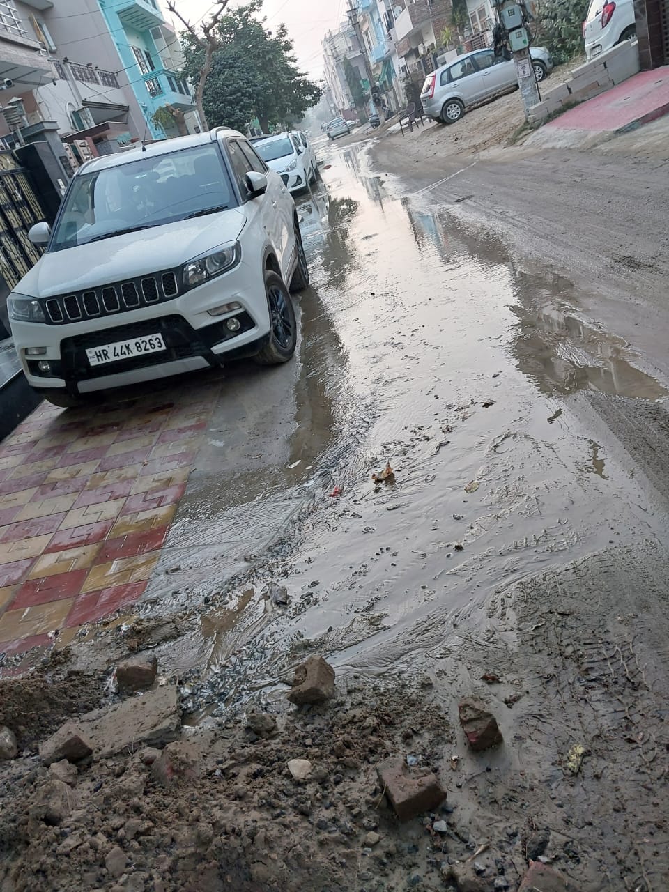 Due to high pressure, drinking water lines are leaking, roads are breaking due to flowing water