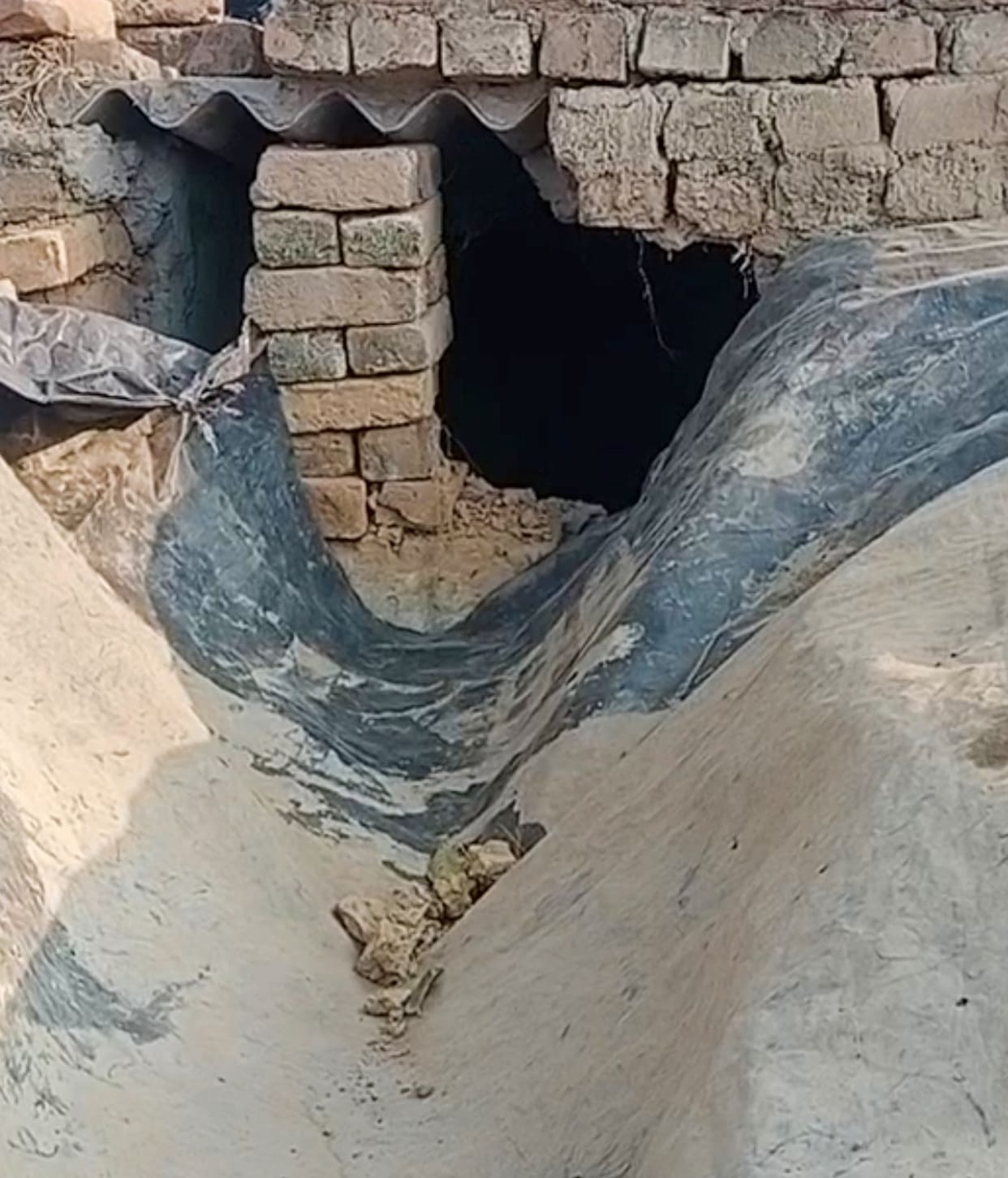 The family lost due to the system... did not get accommodation, now the roof of the house has collapsed.