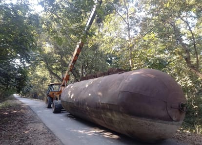 Now the bridge on Dhanaraghat will be opened in the new year itself.