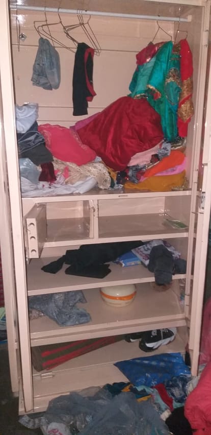 Grocery merchant's family kept sleeping, theft worth lakhs in the house