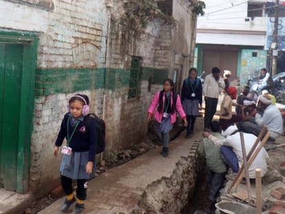 Claims to have completed 85 percent work, only Rs 11 thousand connections given