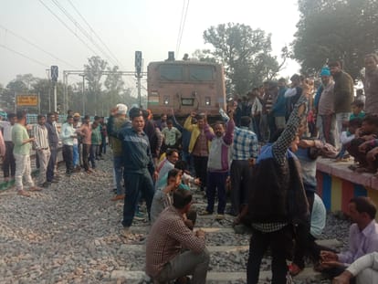Underpass filled with water, villagers stopped train at Dudhiakhurd station
