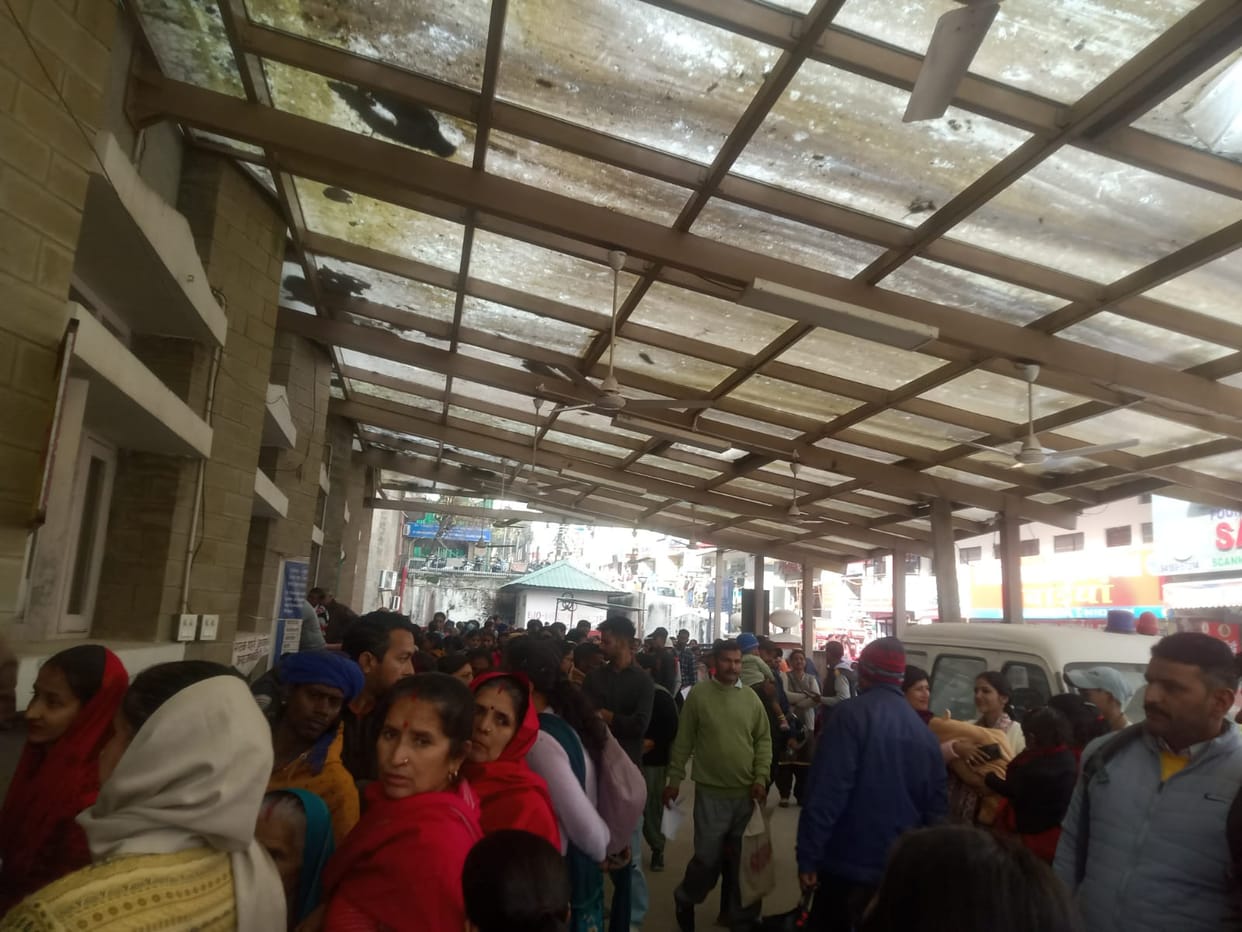 Crowd of patients gathered in the medical college