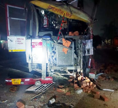 Driver dozed off, roadways bus collided with trolley