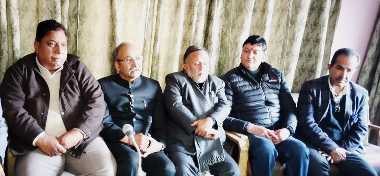BJP does politics of horse trading: Bittu