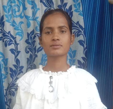 Newly married woman commits suicide by hanging herself at home